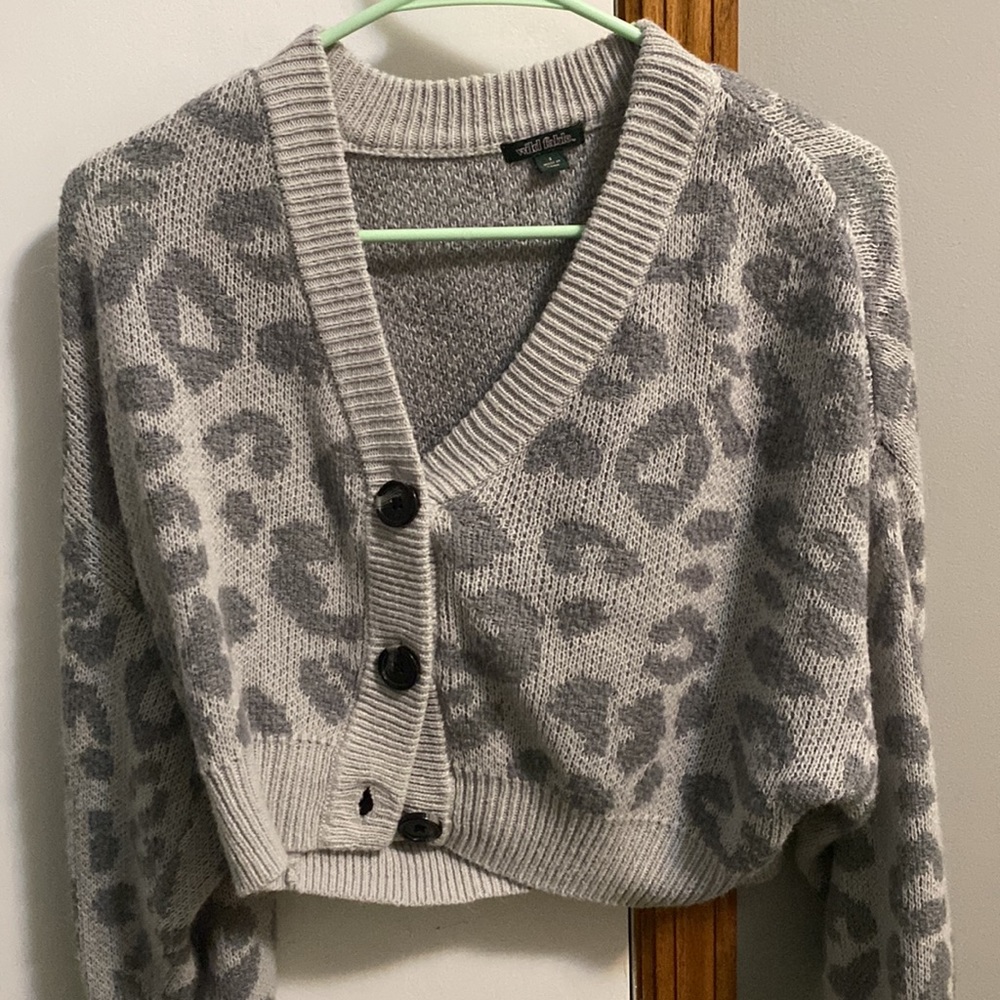 HUGE BUNDLE. Sweaters + long sleeves. All in perfect condition. - Picture 13 of 15